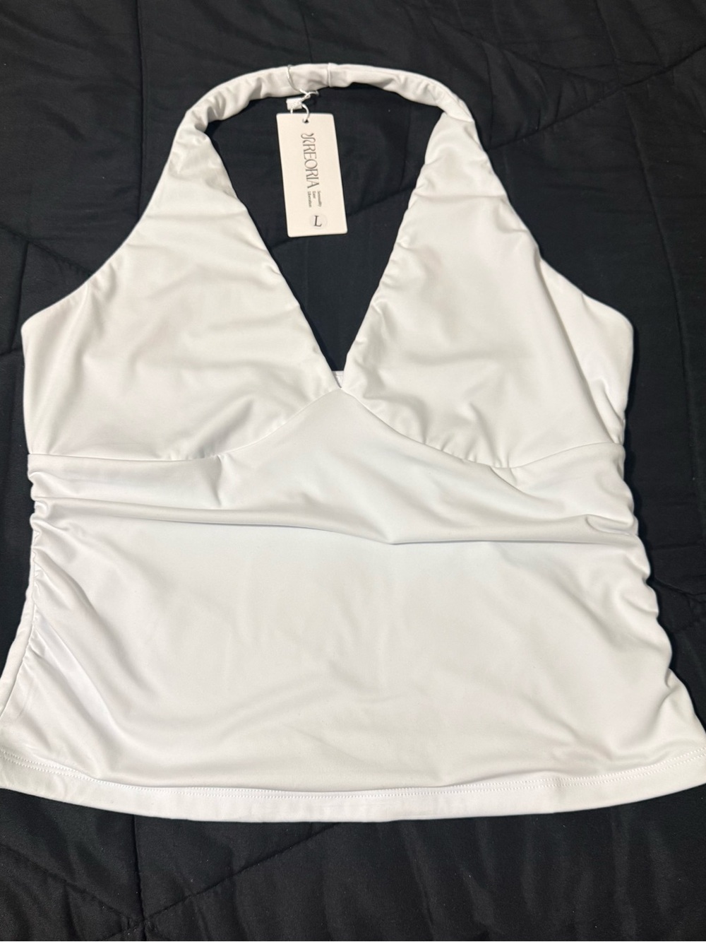 Reoria white halter top, size Large